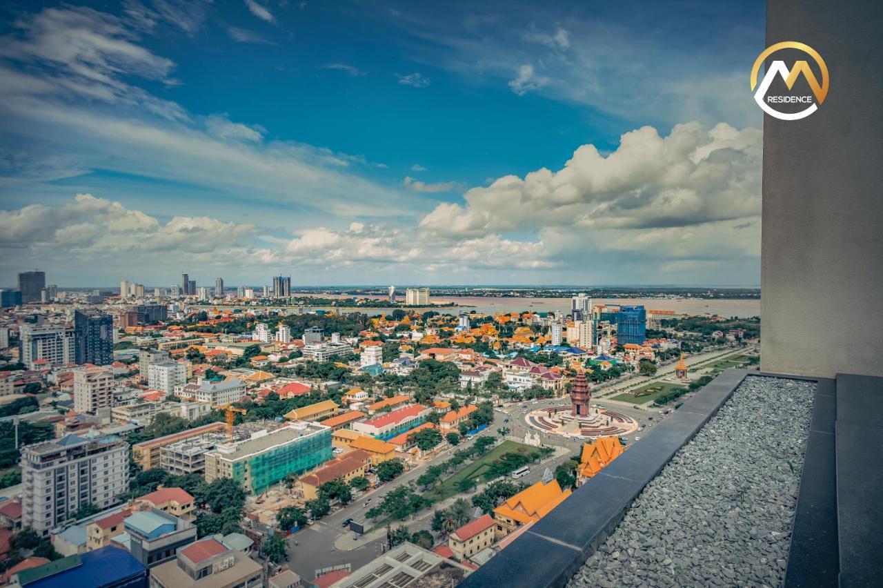 Infinity Pool Hotel Phnom Penh Down To 24 Usd In M Residence Kültér fotó